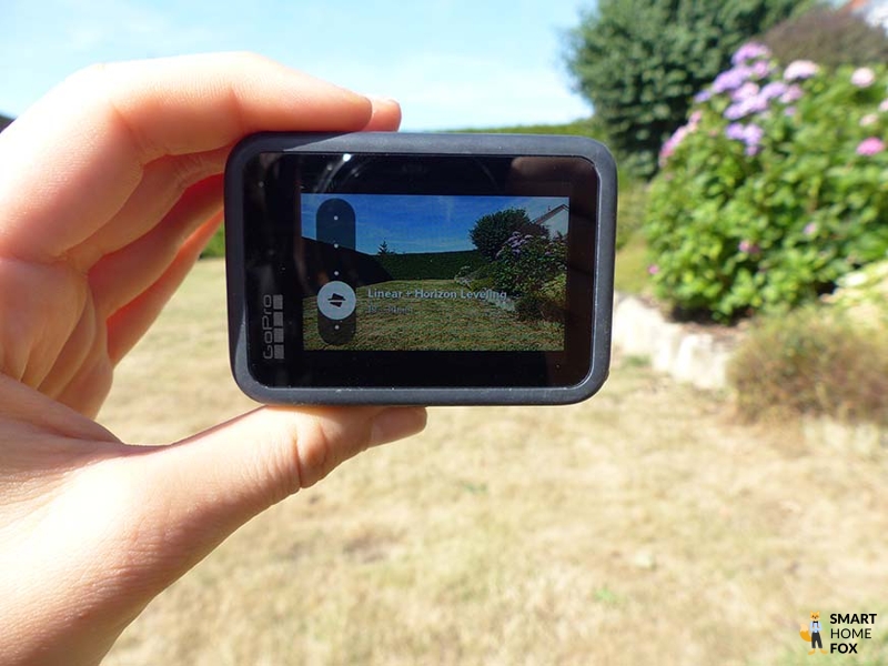 Man sieht die automatische Horizontausrichtung der GoPro Hero 9.